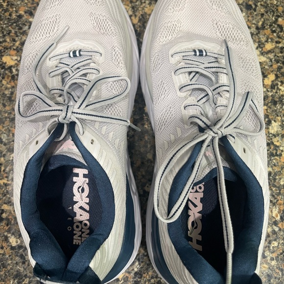 Hoka gray  and Navy Athletic Shoes ladies 10 D wide Bondi 6 - Picture 4 of 10